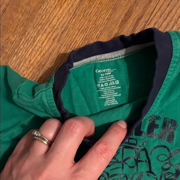 Assorted Kids Shorts and Tees Set - Picture 3 of 16